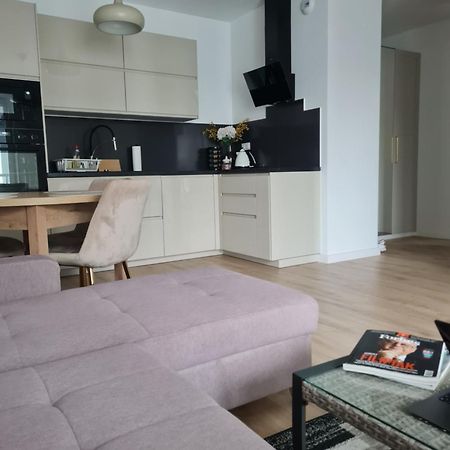 Airport Apartment Warsaw Luaran gambar