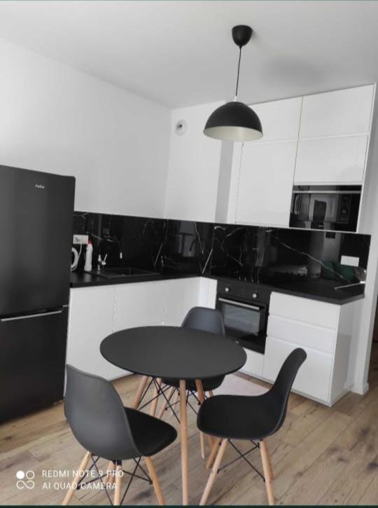Airport Apartment Warsaw Luaran gambar